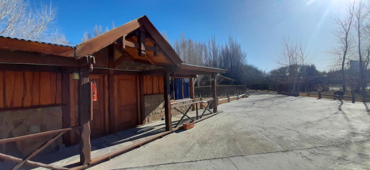 Hosteria & Cabanas Rio Fenix Perito Moreno Buitenkant foto