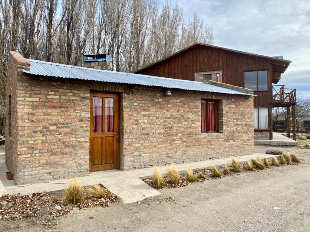 Hosteria & Cabanas Rio Fenix Perito Moreno Buitenkant foto