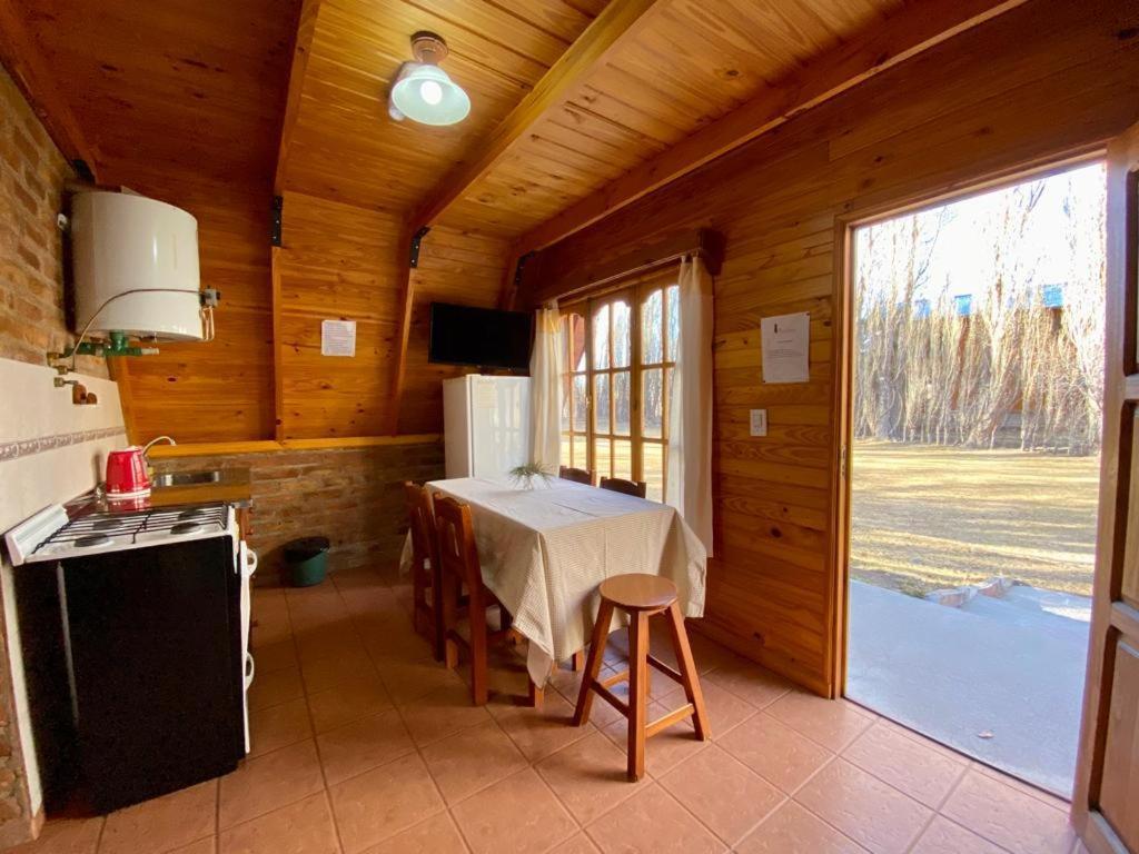 Hosteria & Cabanas Rio Fenix Perito Moreno Buitenkant foto
