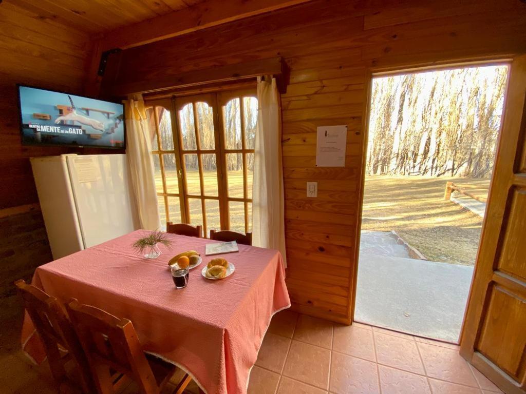 Hosteria & Cabanas Rio Fenix Perito Moreno Buitenkant foto