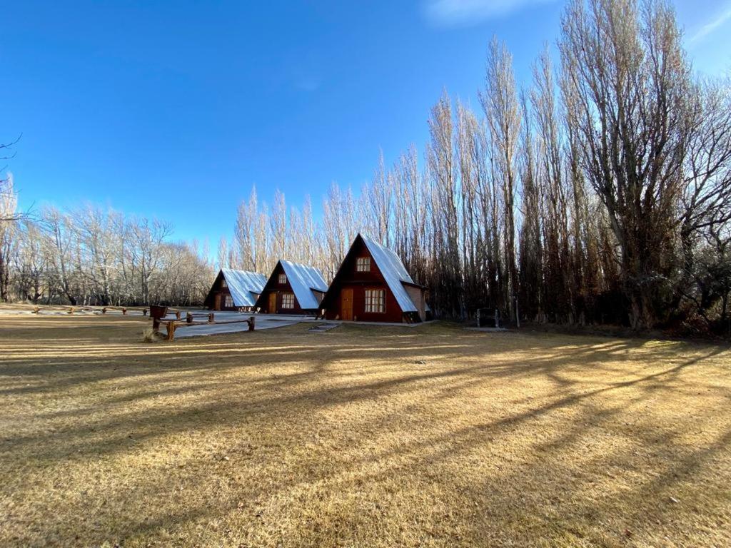 Hosteria & Cabanas Rio Fenix Perito Moreno Buitenkant foto
